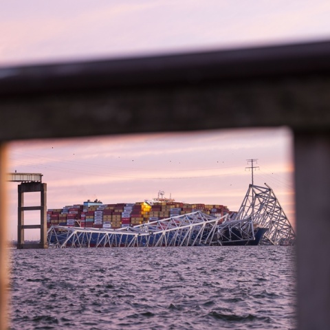 Εικόνα μετά την κατάρρευση της Γέφυρας της Βαλτιμόρης