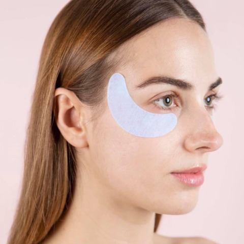 juliette_armand_nikhtes_prix_de_beaute_2023_e-commerce_beautemag_02_24_main