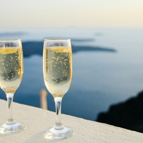 Αλκοολούχα ποτά: 100 εκατ. οι ελληνικές εξαγωγές