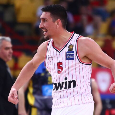 Ο Γιαννούλης Λαρεντζάκης