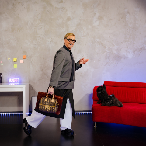 #AseMeTora: Ο Λάκης Γαβαλάς παρουσιάζει το πρώτο του fashion channel στο YouTube