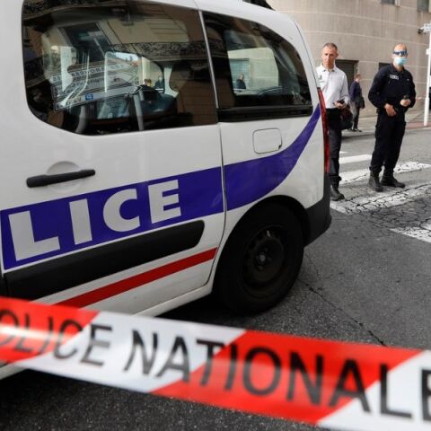 Γαλλία: Πέθανε ο 15χρονος που ξυλοκοπήθηκε άγρια κοντά στο σχολείο του - Για «ασυγκράτητη βία μεταξύ των εφήβων» κάνει λόγο ο Μακρόν