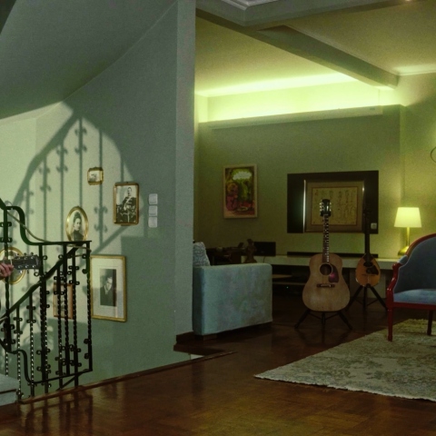 Νίκος Πορτοκάλογλου - Ιουλία Καραπατάκη: Δεν υπάρχει άλλος δρόμος