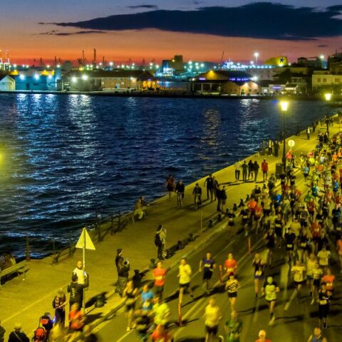 Στέλιος Αγγελούδης: Το τέλος του νυχτερινού ημιμαραθωνίου προανήγγειλε ο δήμαρχος Θεσσαλονίκης με ανάρτησή του - Θέτει ζήτημα οικονομικής διαφάνειας. 