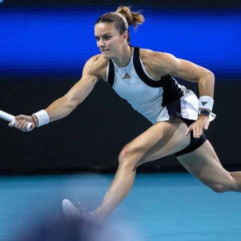 Η Μαρία Σάκκαρη προκρίθηκε στις «4» του Τσάρλεστον - Η Ελληνίδα τενίστρια απέκλεισε τη Ρωσίδα Κουντερμέτοβα και προχωρά στον ημιτελικό.