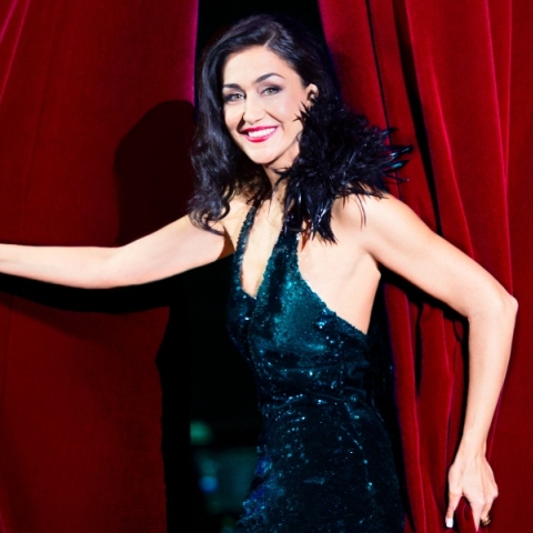 Μυρτώ Παπαθανασίου: Συνέντευξη με την ελληνίδα σοπράνο πριν τη ζωντανή εμφάνισή της στο Μέγαρο Μουσικής Αθηνών.