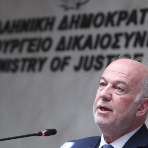 O Φλωρίδης παρουσίασε τον νέο δικαστικό χάρτη της χώρας