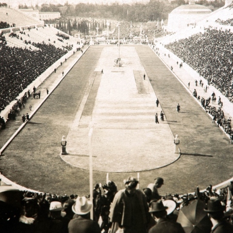 Τι γινόταν τέτοιες μέρες στην Αθήνα του 1896;