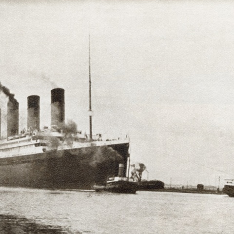 Ο Τιτανικός σε λιμάνι