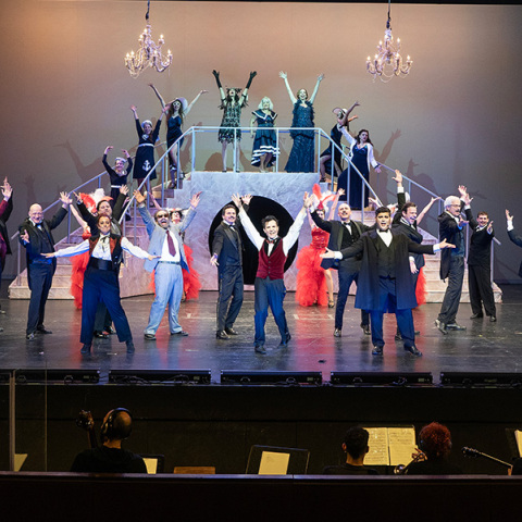 Κερδίστε 15 διπλές προσκλήσεις για την παράσταση «Βίρα τις άγκυρες» στο Παλλάς