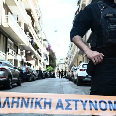 Πατήσια: Τον μαχαίρωσε και προσπάθησε να αυτοκτονήσει