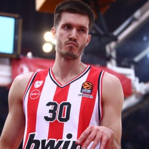 Ο Φιλίπ Πετρούσεφ