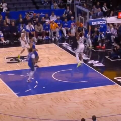 Το χαμένο κάρφωμα του Θανάση Αντετοκούνμπο