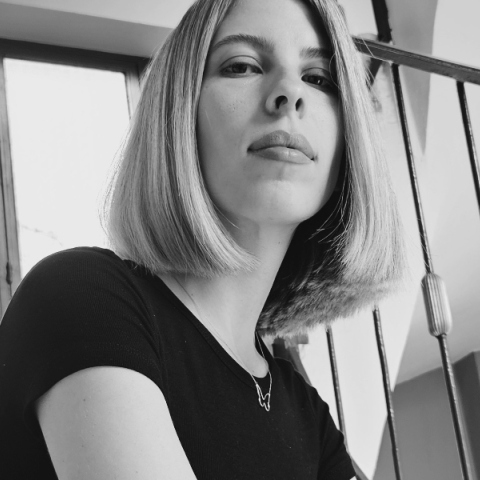 Η εικαστικός Μαρίνα Γκενάντιεβα ζει μεταξύ Αθήνας και Κύπρου