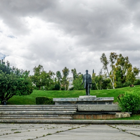 Καιρός σήμερα: Συννεφιά και βροχές την Πέμπτη