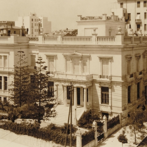 Το Μουσείο Μπενάκη φωτογραφημένο την εποχή των εγκαινίων του, στις 22 Απρίλιου 1931