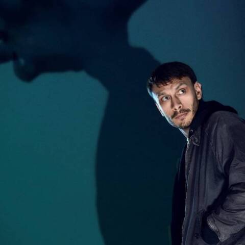 Baby Reindeer: O Richard Gadd μεταφέρει στην οθόνη την αληθινή stalking εμπειρία του