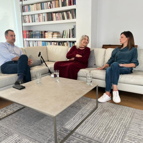 Η Μάρω Δούκα, με την Έφη Αχτσιόγλου και τον Αλέξη Χαρίτση