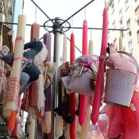 Πάσχα 2024 - ΙΕΛΚΑ: Πώς θα γιορτάσουν τα ελληνικά νοικοκυριά - Σταθερή η δαπάνη για αγορές στα 190 ευρώ ανά νοικοκυριό.