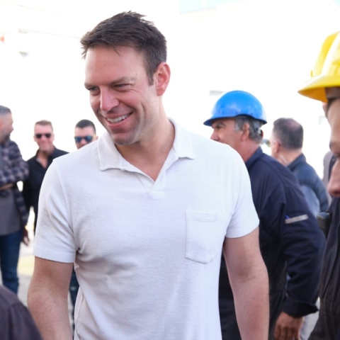 O Στέφανος πάνω από τους αριθμούς