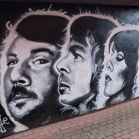 Χαρά και αθωότητα, αυτό φέρνουν τα τραγούδια των Abba γι’ αυτό είναι πάντα επίκαιρα