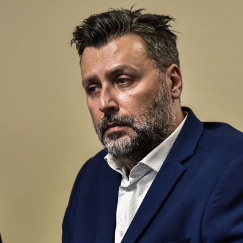 Ο Γιάννης Καλλιάνος εξηγεί αναλυτικά τους λόγους για τους οποίους σκοπεύει να κινηθεί δικαστικά για τον θάνατο του πατέρα του - Η νέα ανάρτηση. 