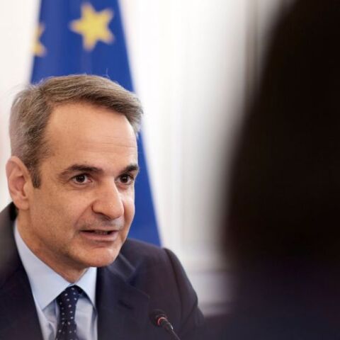 Κυριάκος Μητσοτάκης: Μαχόμαστε τον ακροδεξιό φασισμό στην πράξη, όχι στα λόγια - Η εβδομαδιαία ανασκόπηση του πρωθυπουργού. 