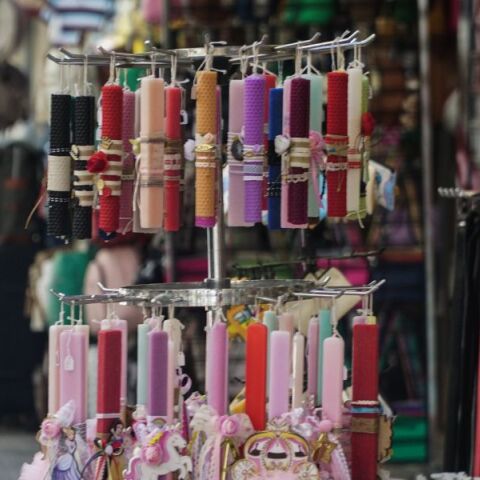 Πάσχα 2024: Ανοιχτά θα είναι τα μαγαζιά σήμερα Κυριακή των Βαΐων, στο πλαίσιο του εορταστικού ωραρίου - Πώς θα λειτουργήσουν τα σούπερ μάρκετ.