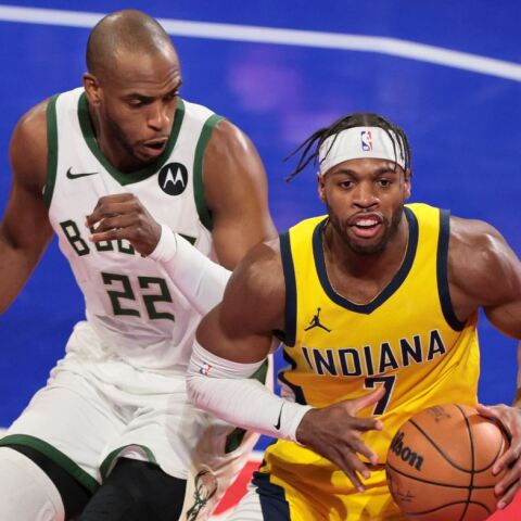 Μιλγουόκι Μπακς: Ηττήθηκαν ξανά και 3-1 οι Πέισερς