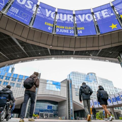 Ευρωεκλογές 2024: Ευρωπαϊκό Κοινοβούλιο - Πώς λειτουργεί - Οι έδρες, οι πολιτικές ομάδες, οι επιτροπές, η παραγωγή νομοθετικού έργου.