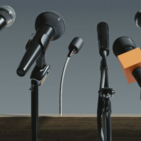 Δημοσιογράφοι Χωρίς Σύνορα: Οι πολιτικές πιέσεις στα ΜΜΕ και η προπαγάνδα αυξάνονται σε διεθνή κλίμακα - Η ετήσια έκθεση RSF.