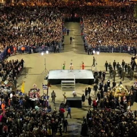 Θεσσαλονίκη: Πέντε Επιτάφιοι στην Αριστοτέλους