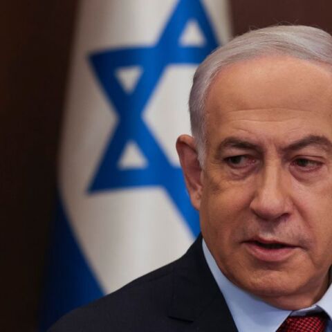 Ισραήλ: Η αστυνομία έκανε έφοδο στο γραφείο του Al Jazeera μετά τη διαταγή για το κλείσιμο του τηλεοπτικού δικτύου του Κατάρ