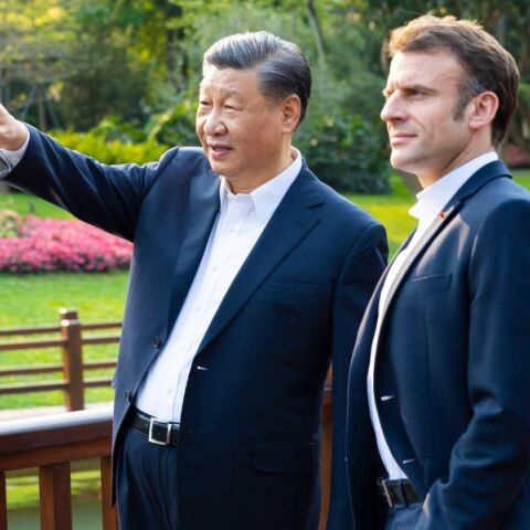 Κίνα: Ο Σι Τζινπίνγκ σκοπεύει «να αναλάβει δράση με την Γαλλία και ολόκληρη την διεθνή κοινότητα για την επίλυση της κρίσης» στην Ουκρανία.