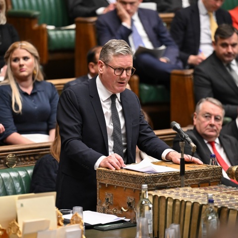 Βρετανία: Προβάδισμα 30 μονάδων έχουν οι Εργατικοί έναντι των Συντηρητικών του Ρίσι Σούνακ, σύμφωνα με δημοσκόπηση της YouGov για τους Times.