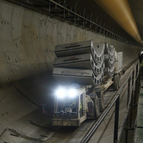 Εργασίες για τη δημιουργία υπόγειων σταθμών του Μετρό στη Γραμμή 4