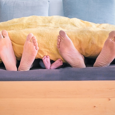 Πατούσες γονέων και του παιδιού τους