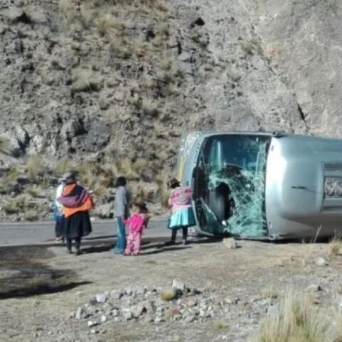 Περού: Τουλάχιστον 16 νεκροί στην πτώση λεωφορείου σε γκρεμό - Το 2023 έχασαν τη ζωή τους 3.138 άνθρωποι σε τροχαία δυστυχήματα στη χώρα