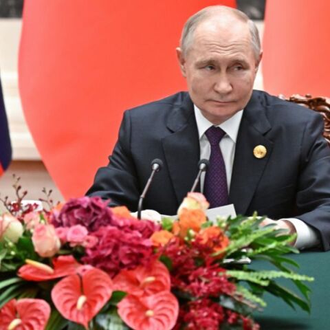 Βλαντίμιρ Πούτιν: Ένας «πολύ ωραίος άνδρας» που αξίζει σεβασμό: Οι Κινέζοι βλέπουν ιδιαίτερα θετικά τον Ρώσο πρόεδρο που πραγματοποιεί επίσκεψη στη χώρα.