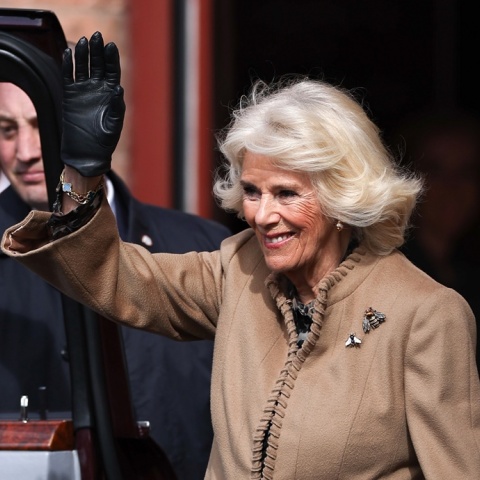 Η Καμίλα αποσύρεται από τις δημόσιες εμφανίσεις της