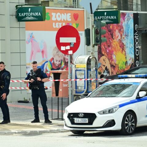 Γυναικοκτονία στο Μενίδι: Στη φυλακή ο 50χρονος για τη δολοφονία της εν διαστάσει συζύγου - Δήλωσε μετανιωμένος για την πράξη του.