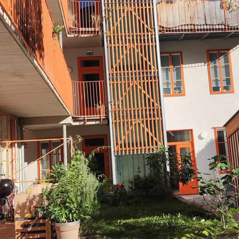 Αναβάθμιση παλαιών κτηρίων με ηλιακή ενέργεια και γεωθερμία