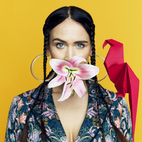 La Chica: Ζούμε σε μια «κοιμισμένη» κοινωνία και πρέπει να μείνουμε ξύπνιοι