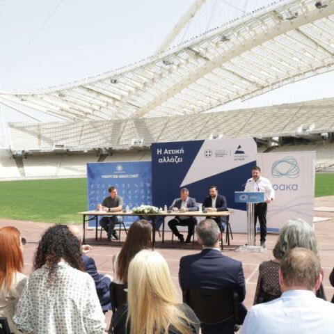 Νίκος Χαρδαλιάς: «Νέα εποχή για το ΟΑΚΑ και τον αθλητισμό στην Αττική» - Υπογραφή σύμβασης για τον εκσυγχρονισμό του σταδίου παρουσία Γιάννη Βρούτση.