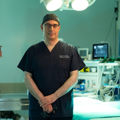Ο καθηγητής χειρουργικής Γιώργος Σωτηρόπουλος