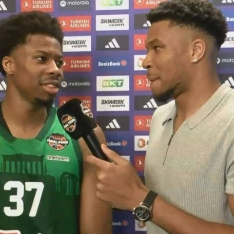 Γιάννης Αντετοκούνμπο: Πήρε συνέντευξη από τον αδερφό του, Κώστα 