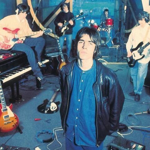 Επανέκδοση του «Definitely Maybe» των Oasis για την 30η επέτειό του - Το ντεμπούτο των αδελφών Γκάλαχερ σφράγισε τη σκηνή της britpop.