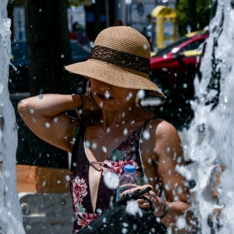 Κλιματική αλλαγή: Οι ακραίες θερμοκρασίες μπορεί να αυξήσουν τον κίνδυνο θνησιμότητας από εγκεφαλικά επεισόδια - Παγκόσμια έρευνα με ελληνική συμμετοχή