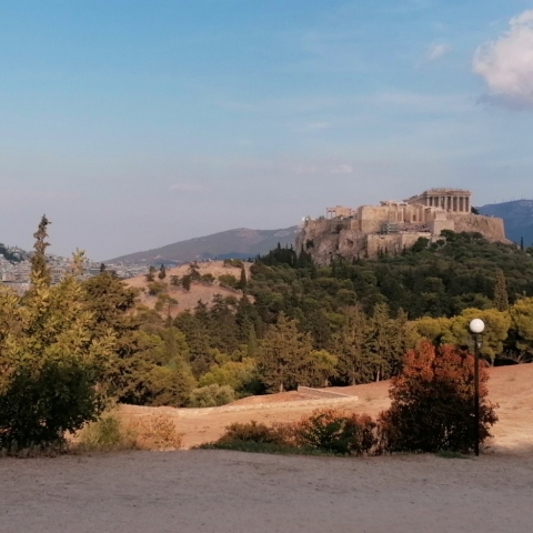 Το Αναπαυτήριο του Πικιώνη και ο Λόφος του Φιλοπάππου