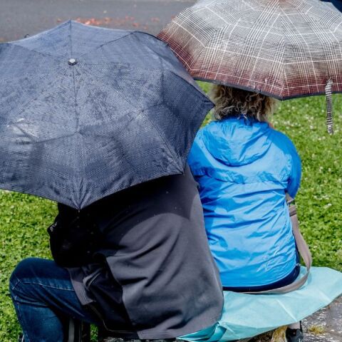 Πρόγνωση καιρού για τη Δευτέρα 27 Μαΐου - Αίθριος με τοπικές βροχές σήμερα - Έως τους 28 βαθμούς Κελσίου η θερμοκρασία.